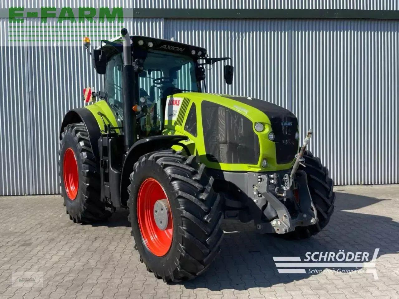 CLAAS axion 920 cmatic - Tractor: foto 1 CLAAS axion 920 cmatic - Tractor: foto 1