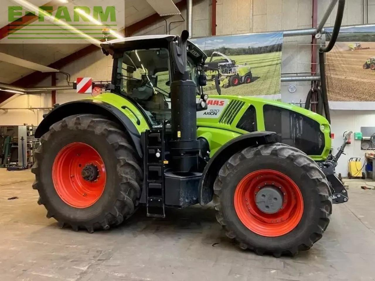 CLAAS axion 920 cmatic cebis CMATIC CEBIS - Tractor: foto 1 CLAAS axion 920 cmatic cebis CMATIC CEBIS - Tractor: foto 1