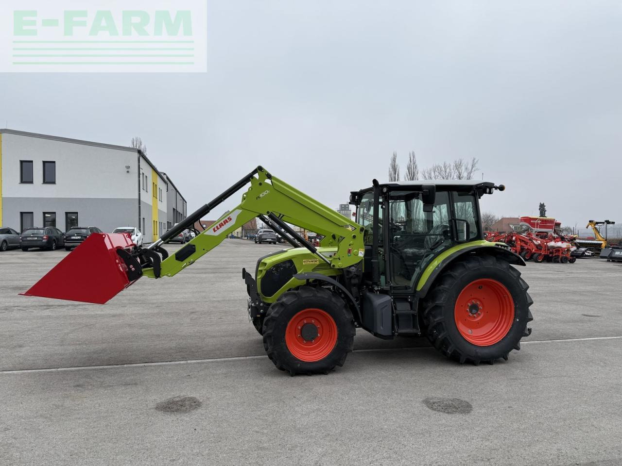 CLAAS axos 3.105 - Tractor: foto 1 CLAAS axos 3.105 - Tractor: foto 1