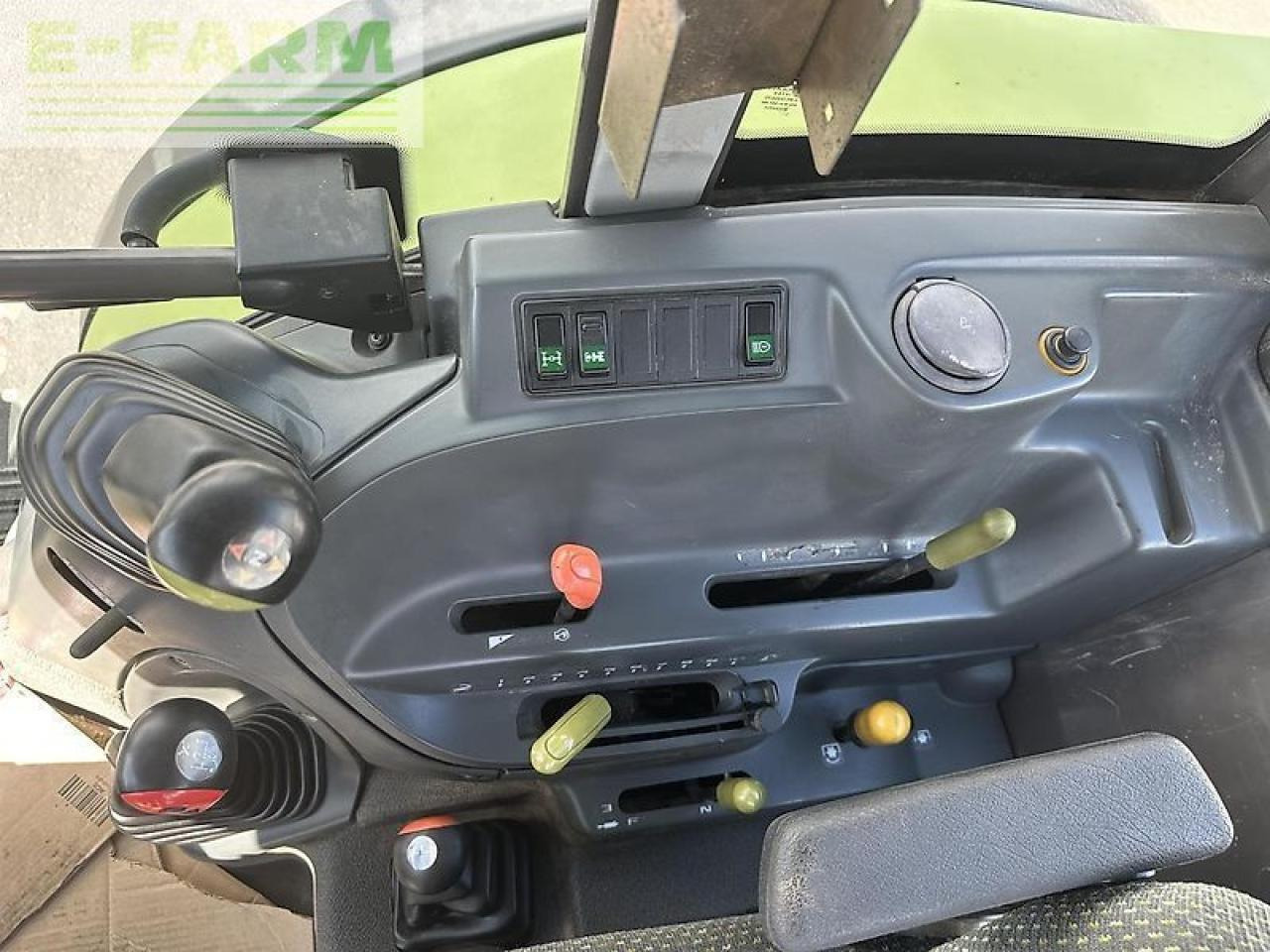 CLAAS celtis 456 rx comfort stoll fz 30 - Tractor: foto 5 CLAAS celtis 456 rx comfort stoll fz 30 - Tractor: foto 5