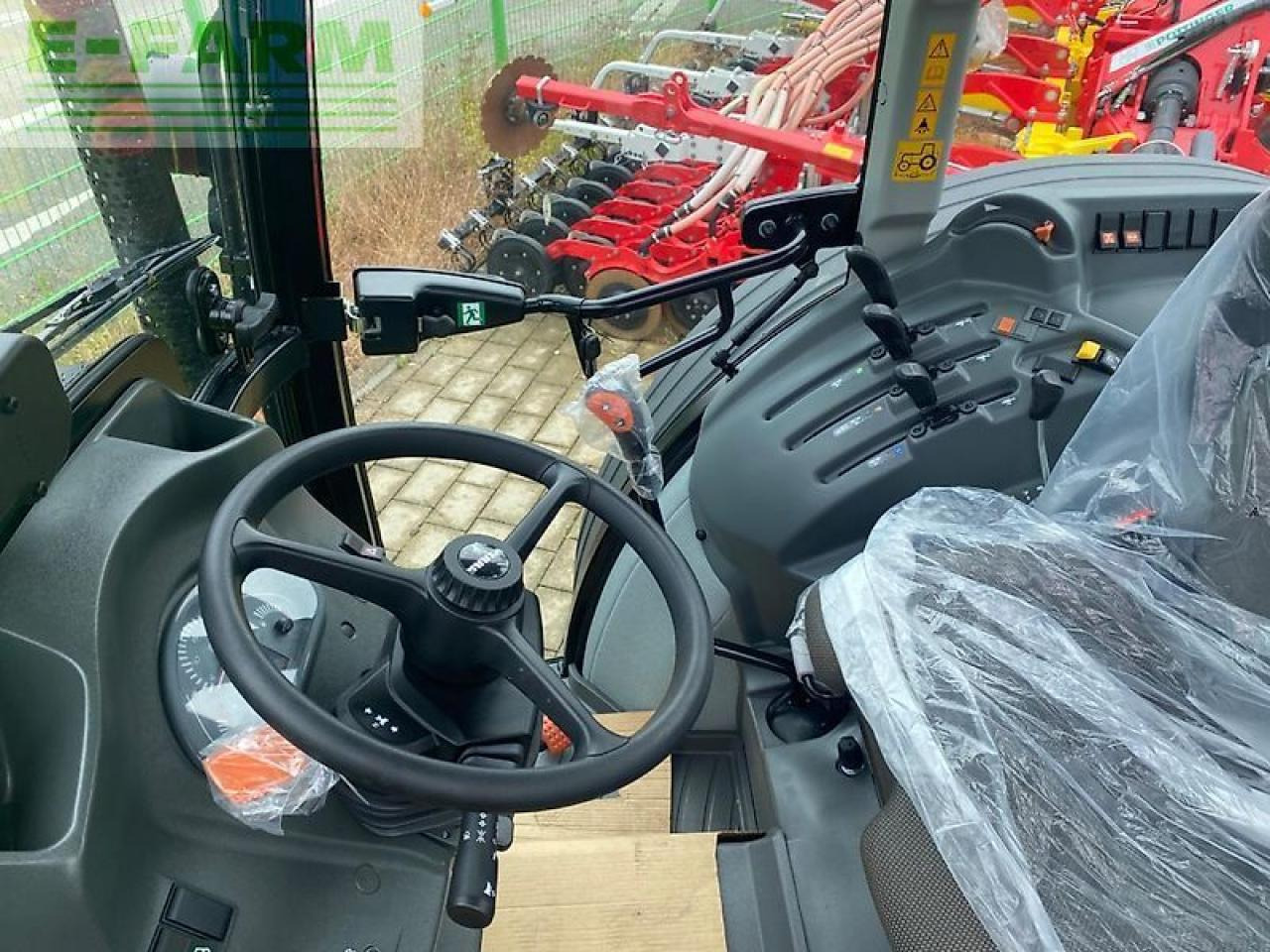CLAAS elios 210 kabine advanced - Tractor: foto 5 CLAAS elios 210 kabine advanced - Tractor: foto 5