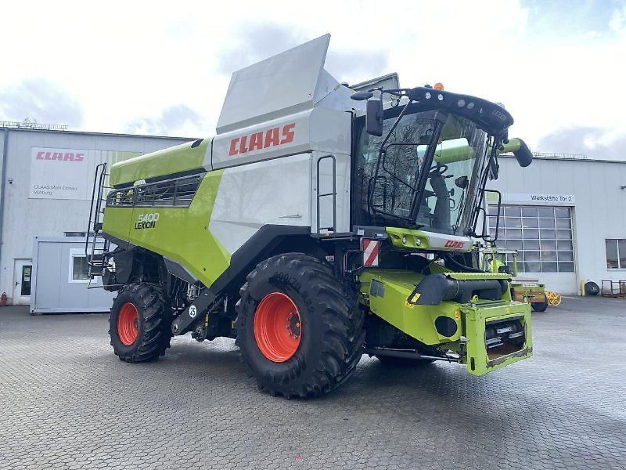 CLAAS lexion 5400 mit finanzierung - Cosechadora de granos: foto 1 CLAAS lexion 5400 mit finanzierung - Cosechadora de granos: foto 1