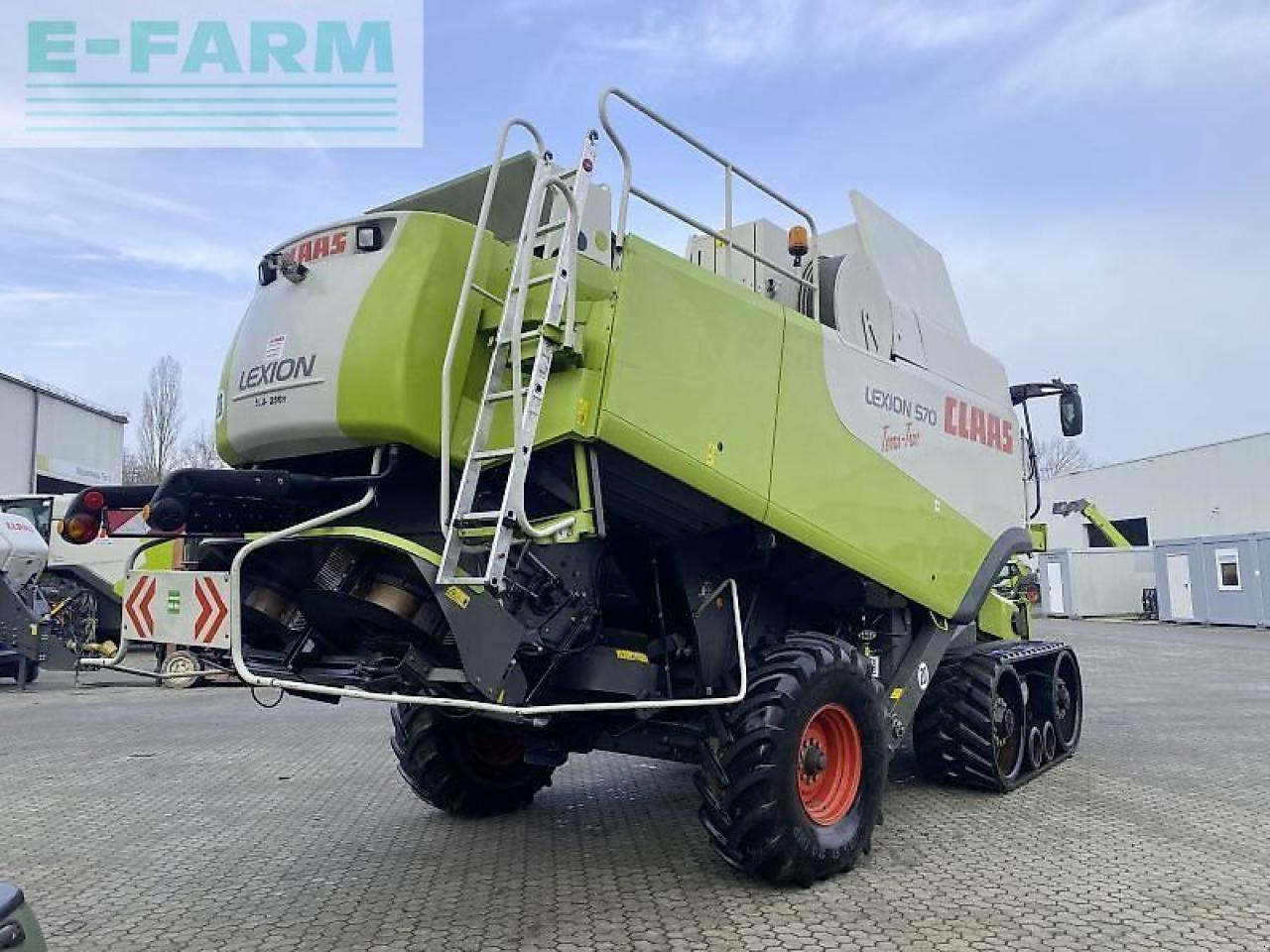 CLAAS lexion 570 tt mit v900+tw - Cosechadora de granos: foto 2 CLAAS lexion 570 tt mit v900+tw - Cosechadora de granos: foto 2