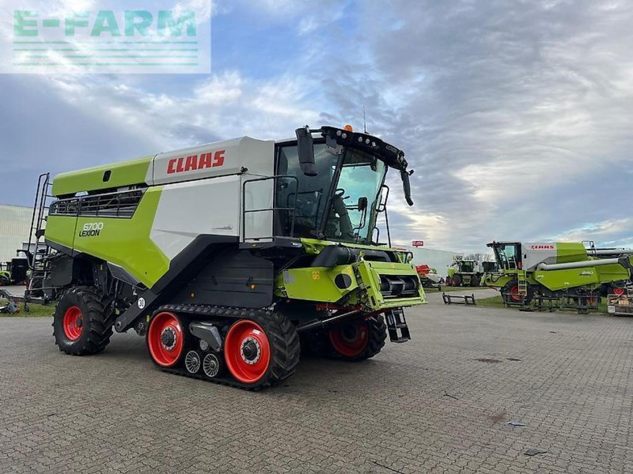 CLAAS lexion 6700 tt - Cosechadora de granos: foto 1 CLAAS lexion 6700 tt - Cosechadora de granos: foto 1