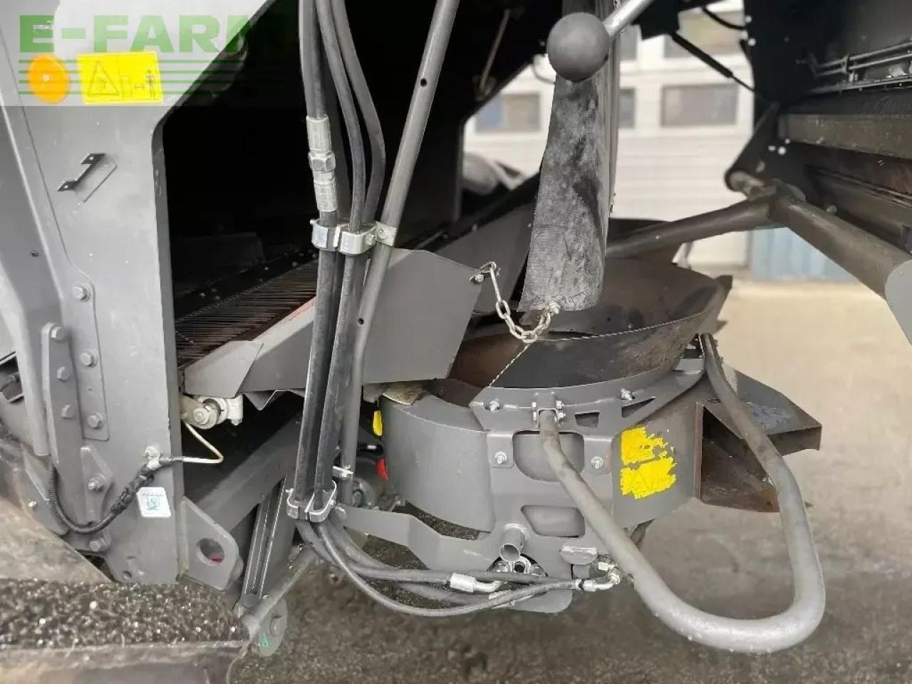 CLAAS lexion 6900 tt - Cosechadora de granos: foto 4 CLAAS lexion 6900 tt - Cosechadora de granos: foto 4