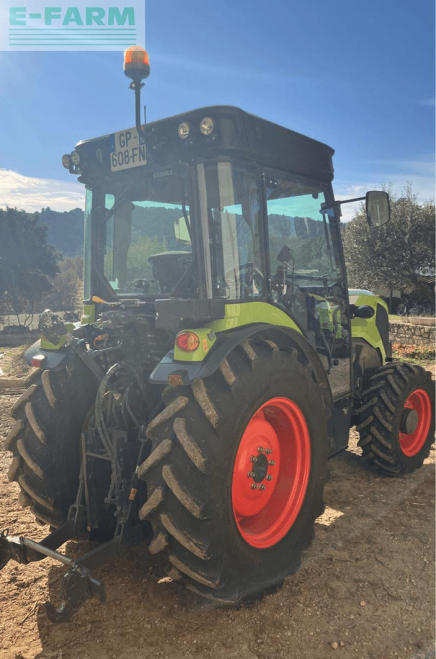 CLAAS nexos 240 l cabine - Tractor: foto 2 CLAAS nexos 240 l cabine - Tractor: foto 2