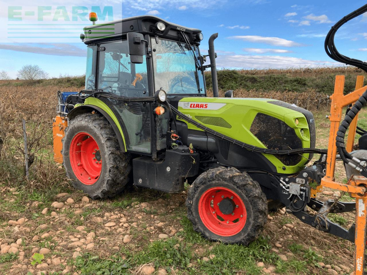 CLAAS nexos 240 m - Tractor: foto 4 CLAAS nexos 240 m - Tractor: foto 4