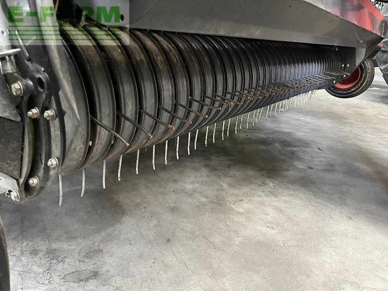 CLAAS quadrant 5200 fc - Empacadora de pacas cuadradas: foto 4 CLAAS quadrant 5200 fc - Empacadora de pacas cuadradas: foto 4