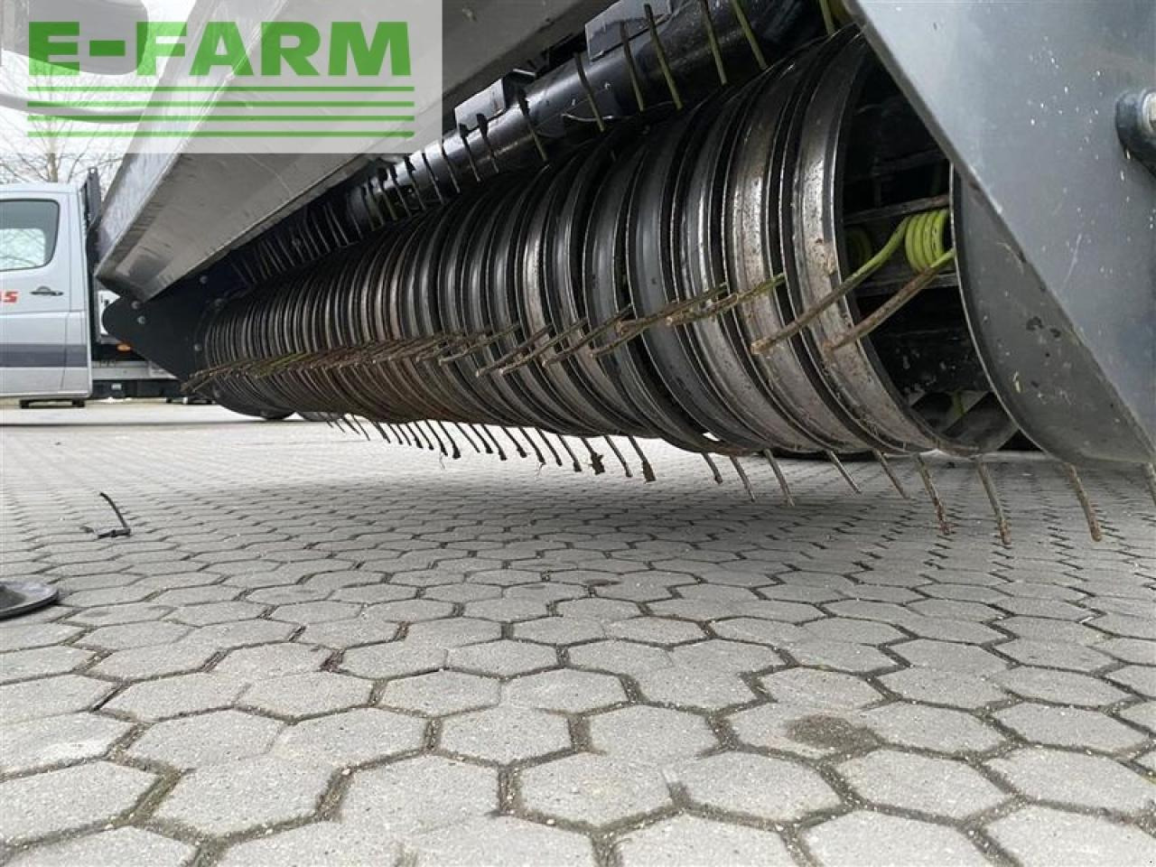 CLAAS quadrant 5200 fc tandem - Empacadora de pacas cuadradas: foto 5 CLAAS quadrant 5200 fc tandem - Empacadora de pacas cuadradas: foto 5