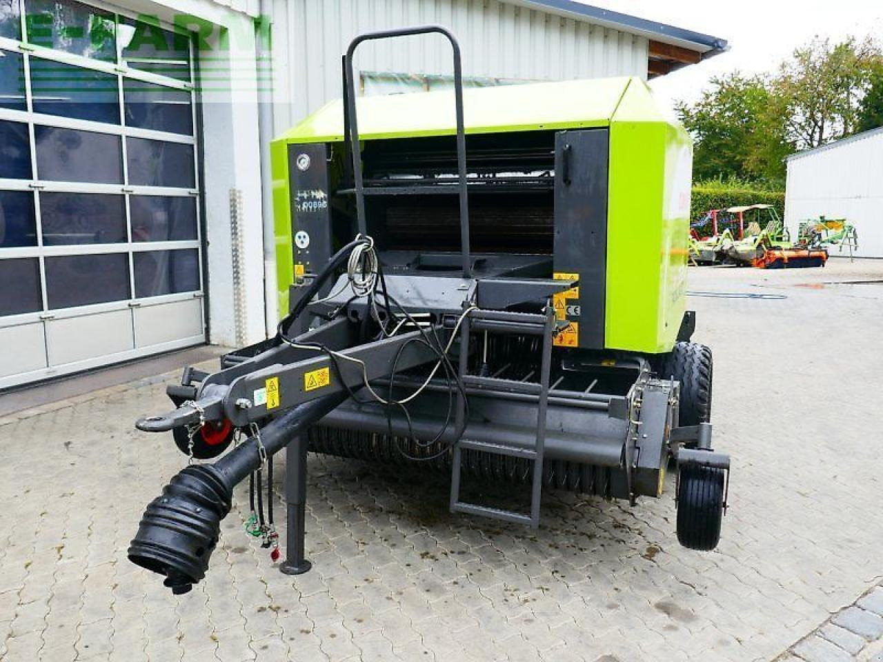 CLAAS rollant 355 rc - Empacadora de pacas cuadradas: foto 2 CLAAS rollant 355 rc - Empacadora de pacas cuadradas: foto 2