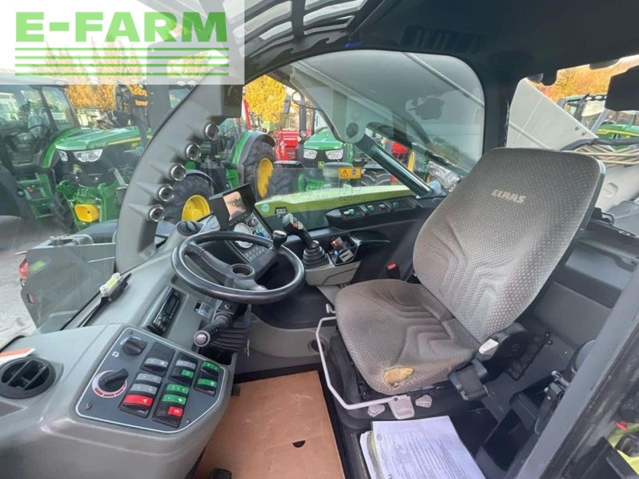 CLAAS scorpion 9055 - Manipulador telescópico: foto 5 CLAAS scorpion 9055 - Manipulador telescópico: foto 5