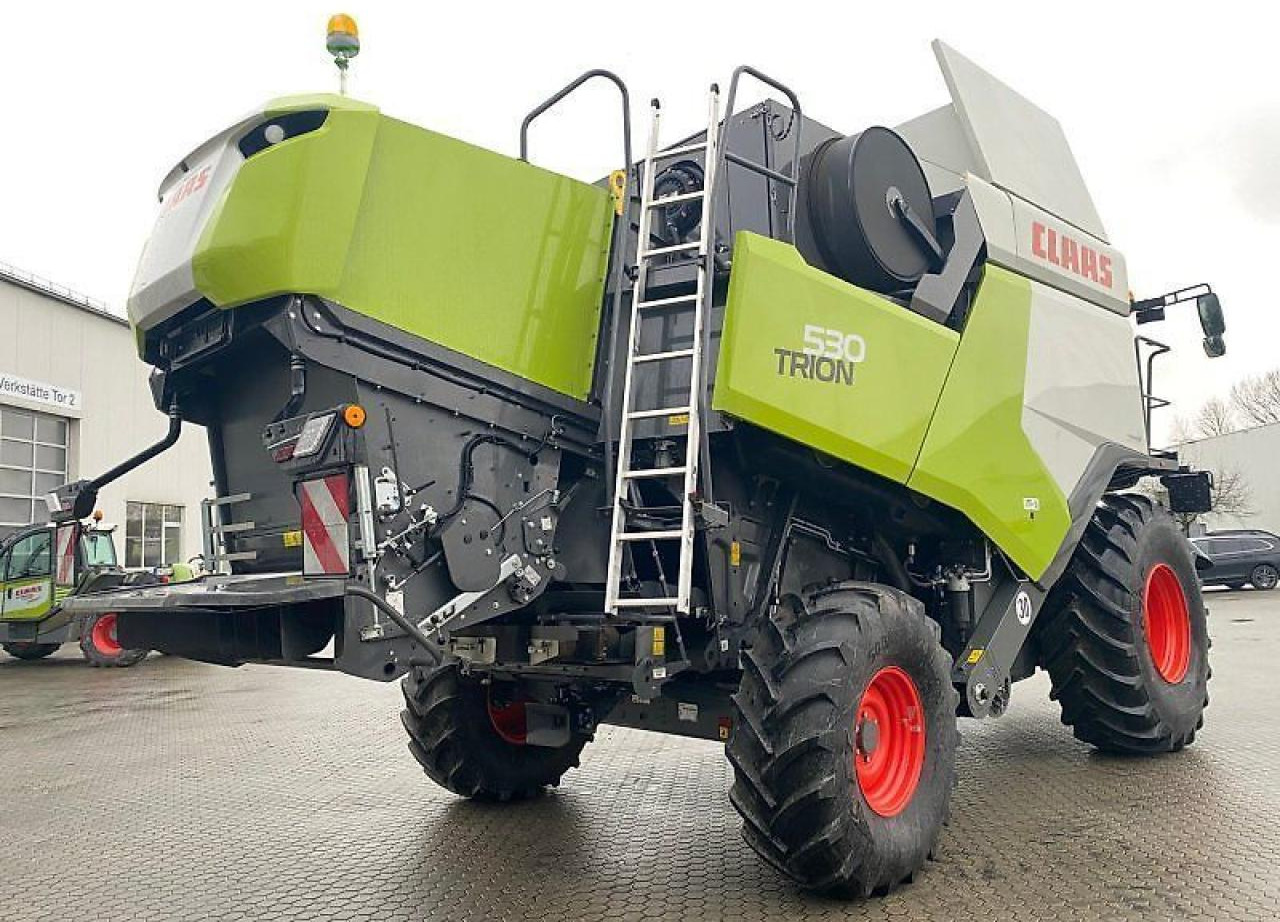 CLAAS trion 530 - Cosechadora de granos: foto 2 CLAAS trion 530 - Cosechadora de granos: foto 2
