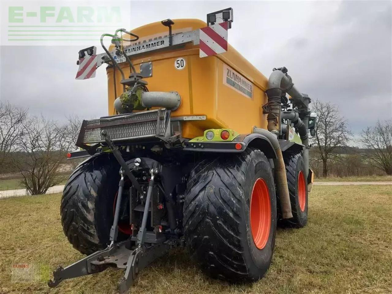 CLAAS xerion 4000 saddle trac SADDLE TRAC - Pulverizador autopropulsado: foto 2 CLAAS xerion 4000 saddle trac SADDLE TRAC - Pulverizador autopropulsado: foto 2