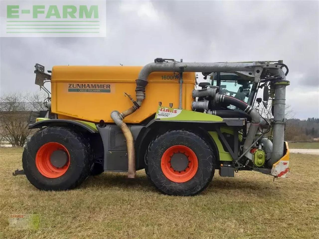 CLAAS xerion 4000 saddle trac SADDLE TRAC - Pulverizador autopropulsado: foto 4 CLAAS xerion 4000 saddle trac SADDLE TRAC - Pulverizador autopropulsado: foto 4
