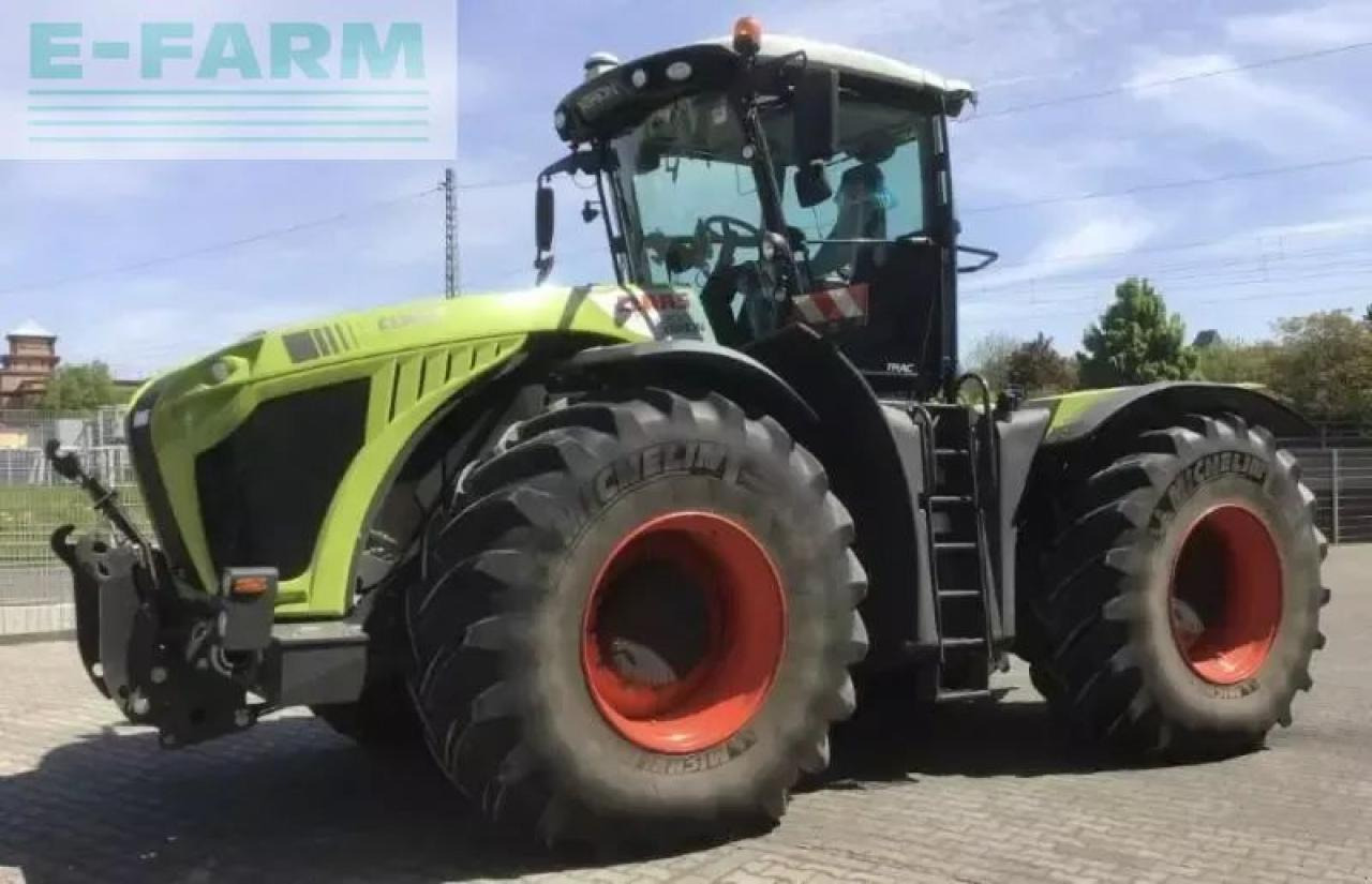 CLAAS xerion 4200 trac TRAC - Tractor: foto 1 CLAAS xerion 4200 trac TRAC - Tractor: foto 1