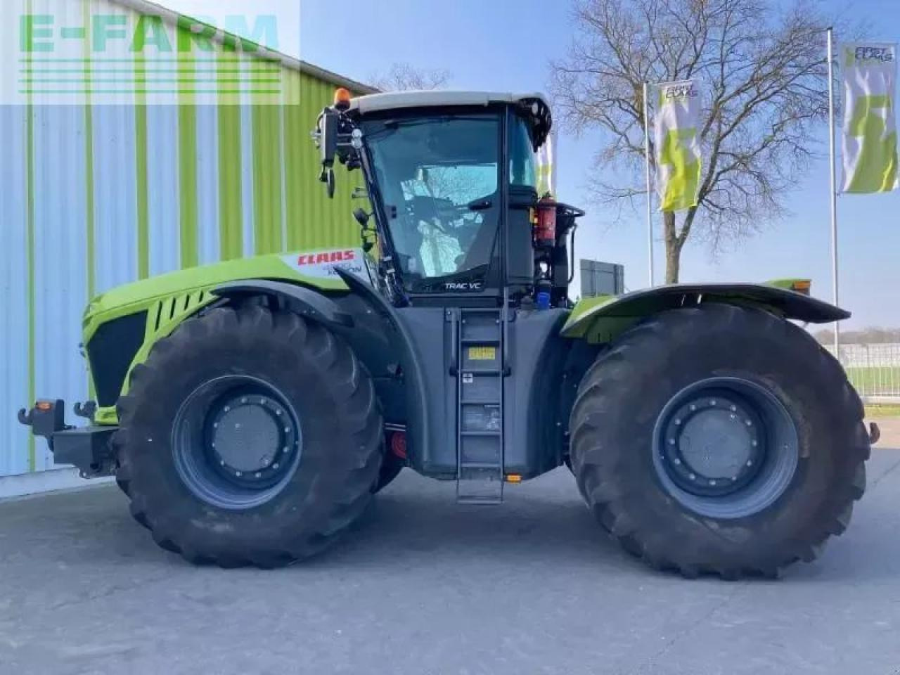 CLAAS xerion 4200 trac vc TRAC VC - Tractor: foto 5 CLAAS xerion 4200 trac vc TRAC VC - Tractor: foto 5