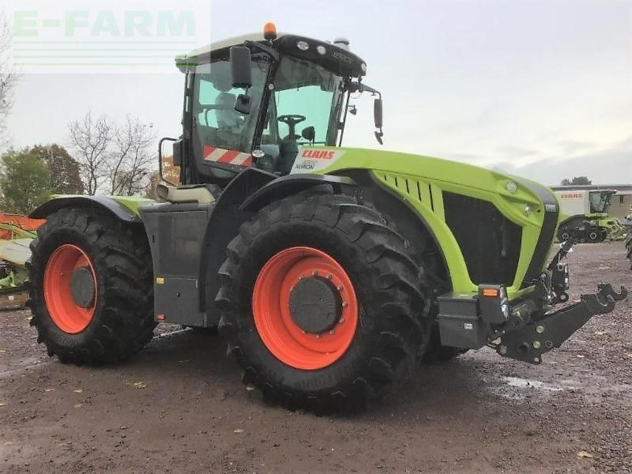 CLAAS xerion 4200 trac vc TRAC VC - Tractor: foto 4 CLAAS xerion 4200 trac vc TRAC VC - Tractor: foto 4