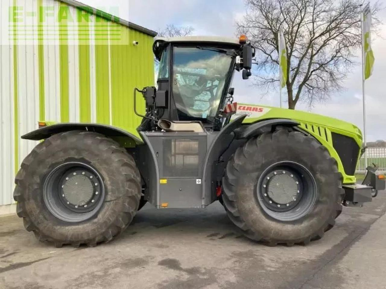 CLAAS xerion 4200 trac vc TRAC VC - Tractor: foto 4 CLAAS xerion 4200 trac vc TRAC VC - Tractor: foto 4