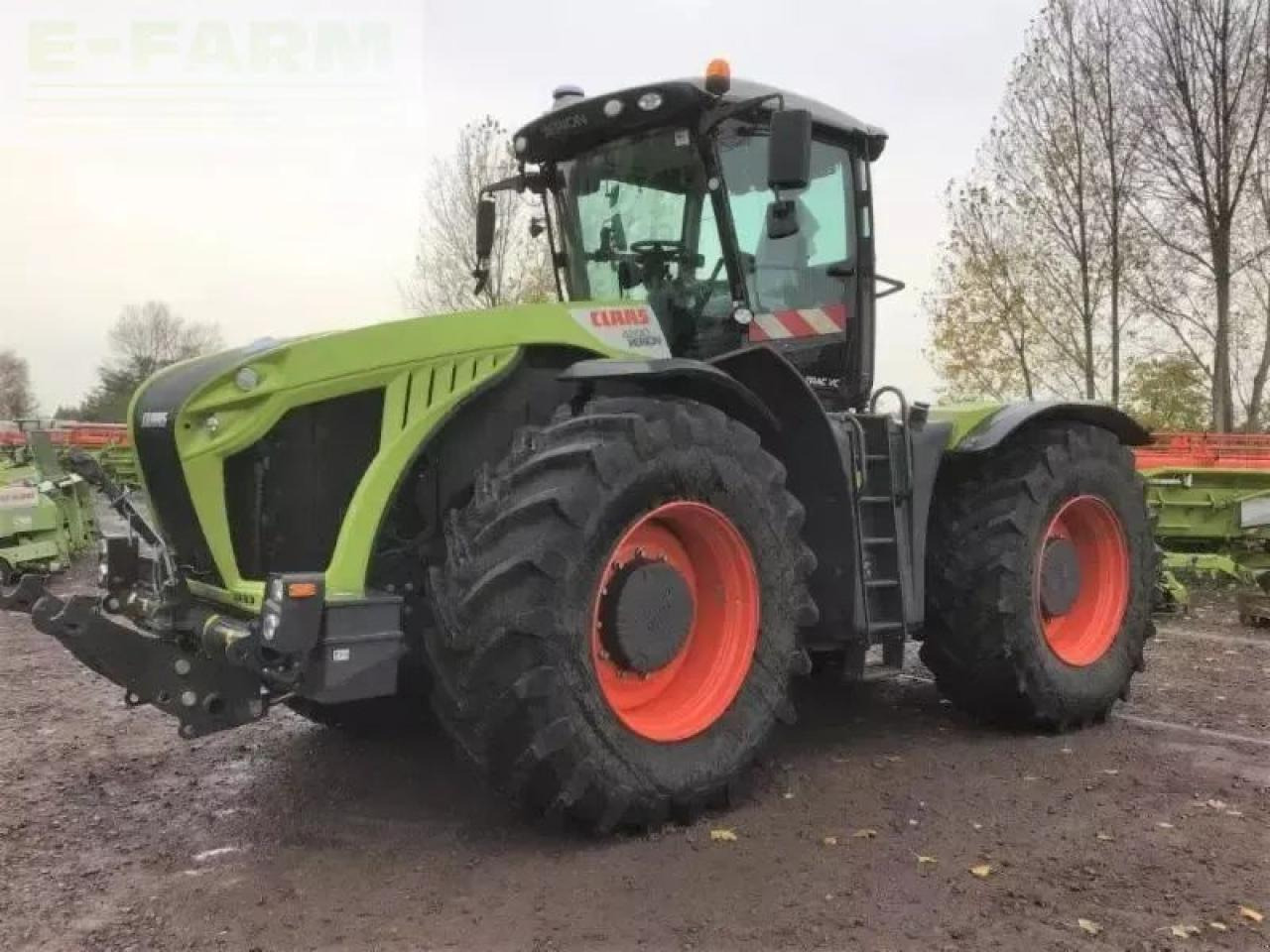 CLAAS xerion 4200 trac vc TRAC VC - Tractor: foto 2 CLAAS xerion 4200 trac vc TRAC VC - Tractor: foto 2