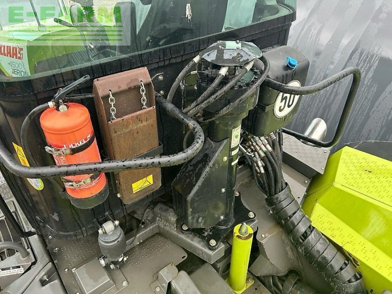 CLAAS xerion 4500 trac vc TRAC VC - Tractor: foto 2 CLAAS xerion 4500 trac vc TRAC VC - Tractor: foto 2