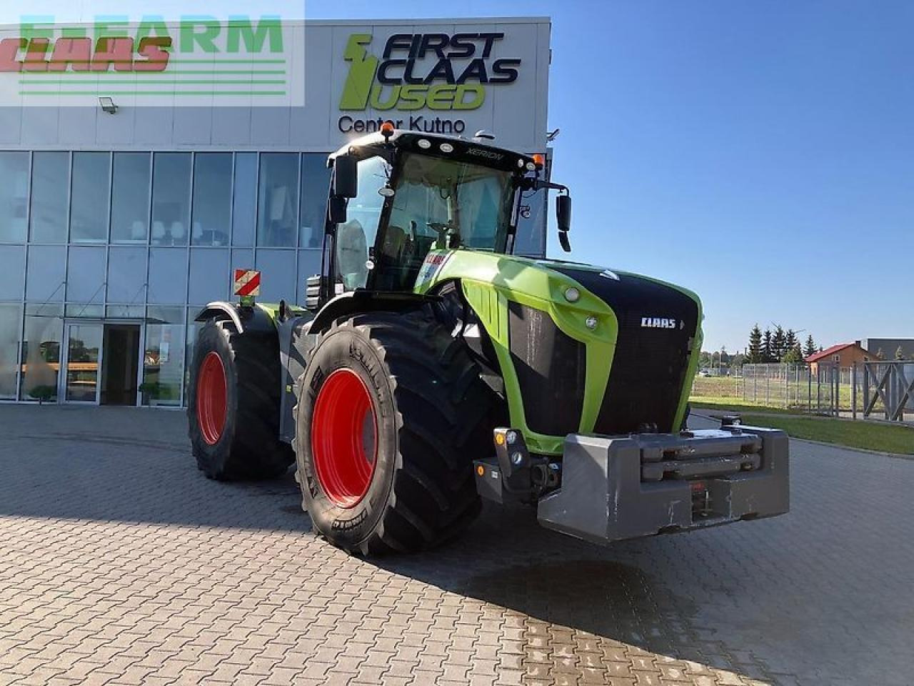 CLAAS xerion 5000 - Tractor: foto 1 CLAAS xerion 5000 - Tractor: foto 1