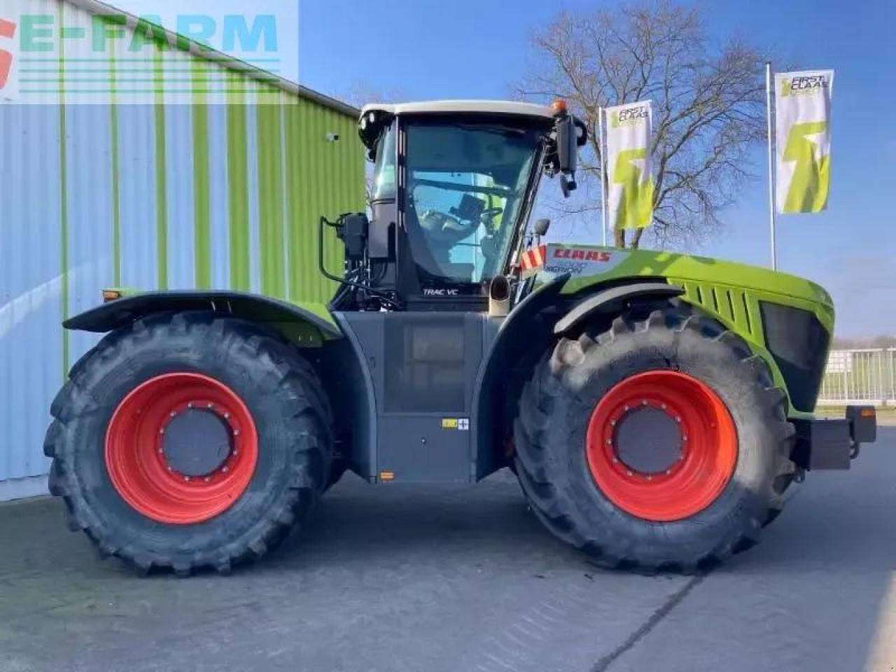 CLAAS xerion 5000 trac vc TRAC VC - Tractor: foto 4 CLAAS xerion 5000 trac vc TRAC VC - Tractor: foto 4