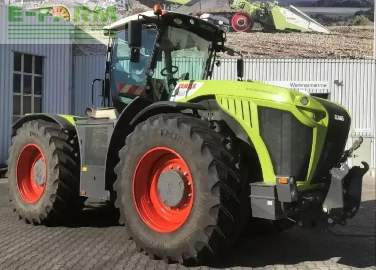 CLAAS xerion 5000 trac vc TRAC VC - Tractor: foto 2 CLAAS xerion 5000 trac vc TRAC VC - Tractor: foto 2