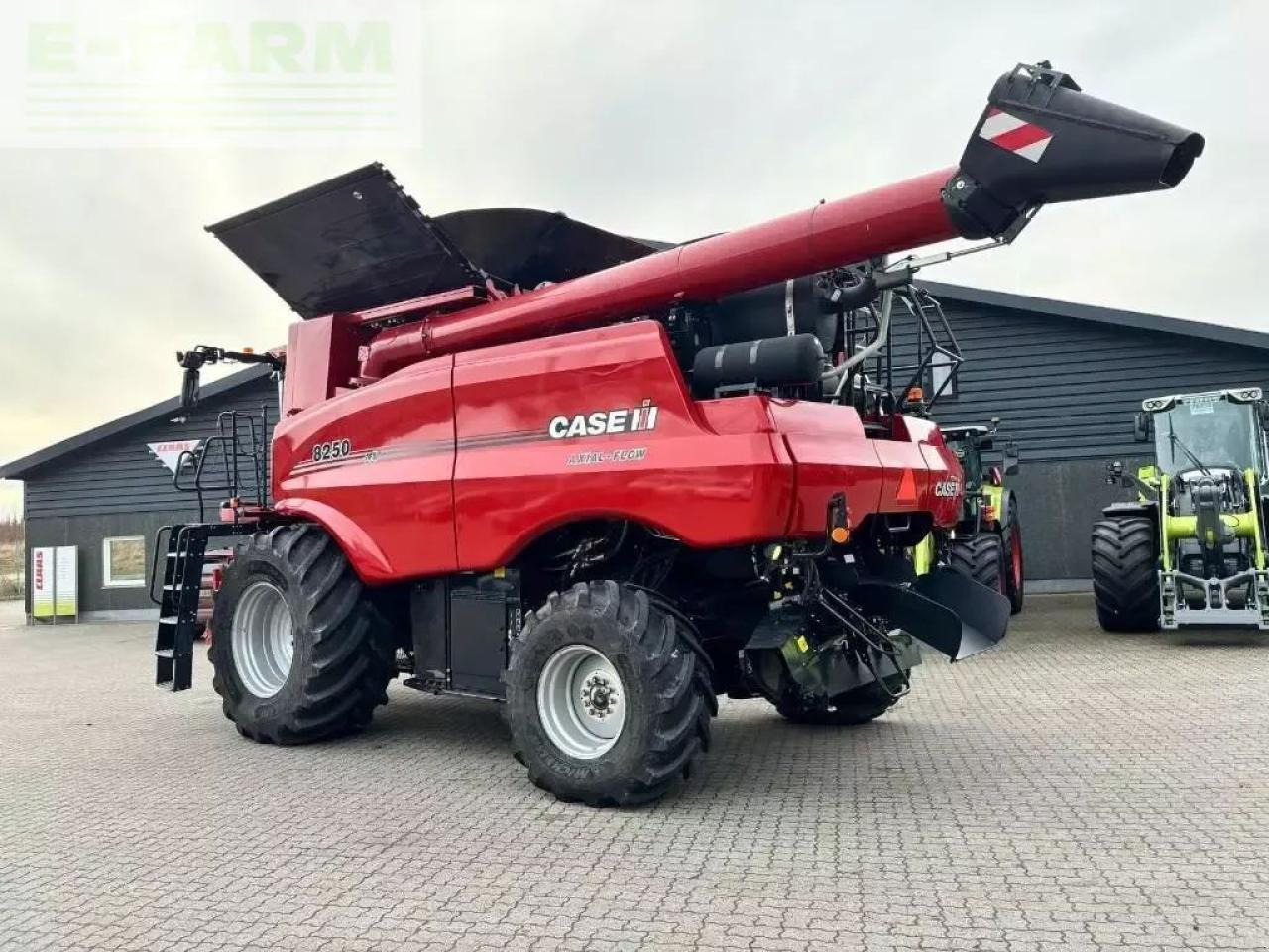 Case-IH axial flow 8250 - Cosechadora de granos: foto 4 Case-IH axial flow 8250 - Cosechadora de granos: foto 4
