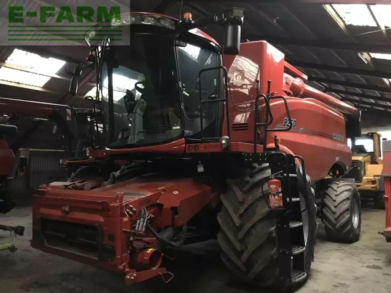 Case-IH axial-flow 8250 med harvest command, kun 570 tærsketimer - Cosechadora de granos: foto 2 Case-IH axial-flow 8250 med harvest command, kun 570 tærsketimer - Cosechadora de granos: foto 2