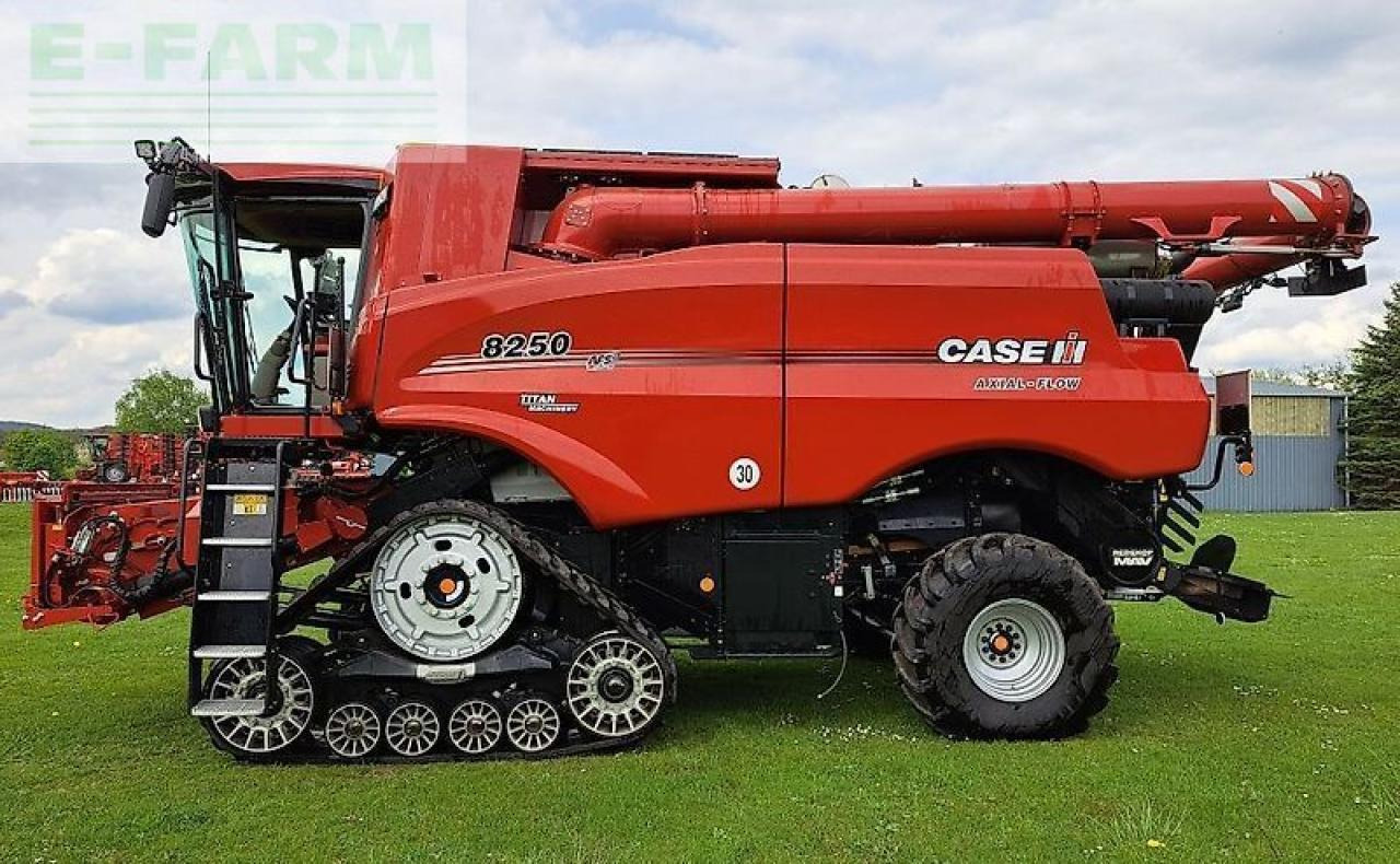 Case-IH axial flow 8250 sts - Cosechadora de granos: foto 2 Case-IH axial flow 8250 sts - Cosechadora de granos: foto 2