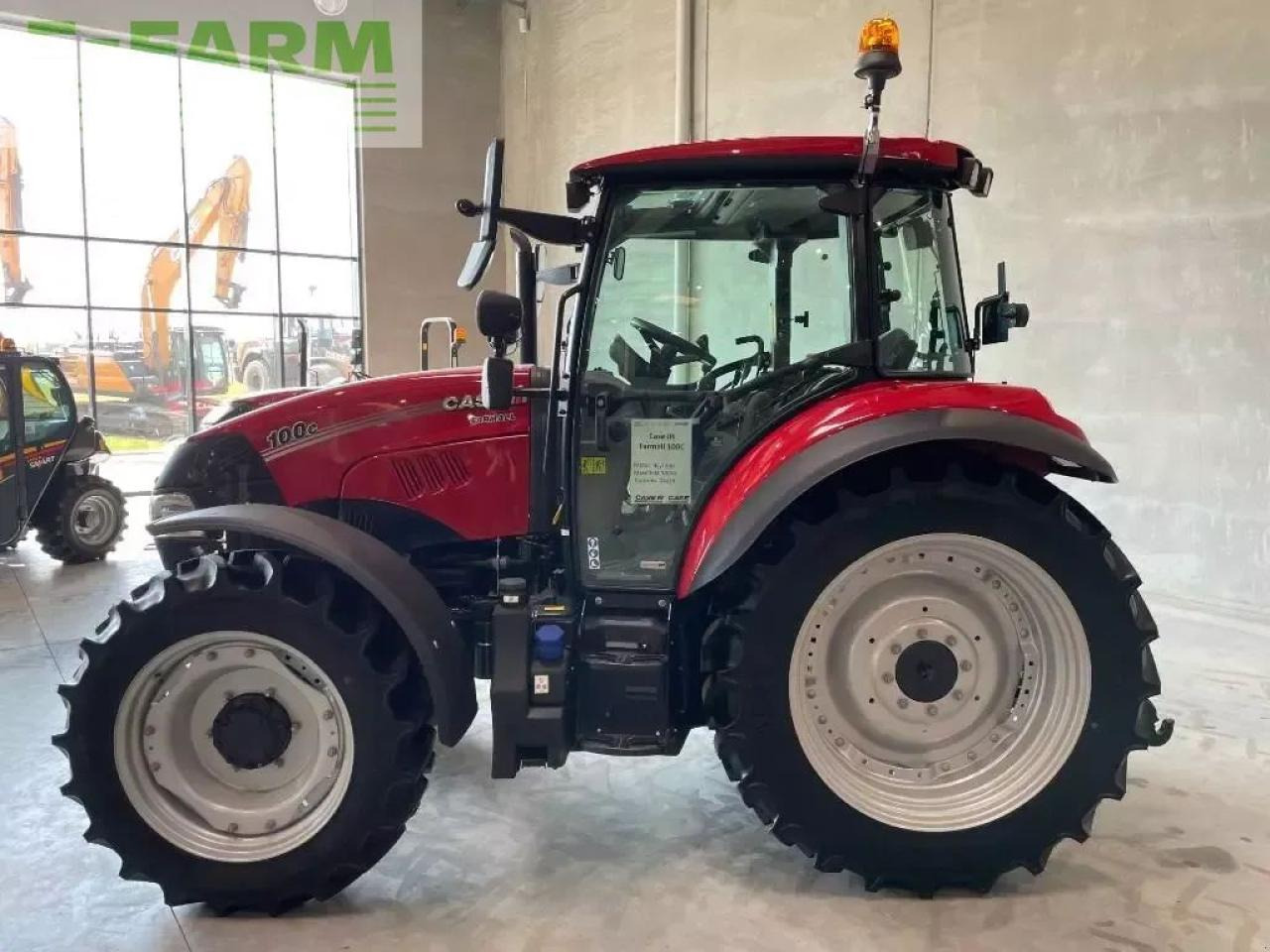 Case-IH farmall 100 c - Tractor: foto 5 Case-IH farmall 100 c - Tractor: foto 5