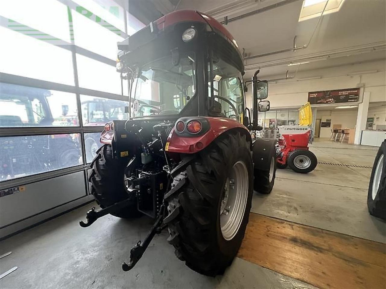 Case-IH farmall 65 a (stage v) - Tractor: foto 3 Case-IH farmall 65 a (stage v) - Tractor: foto 3