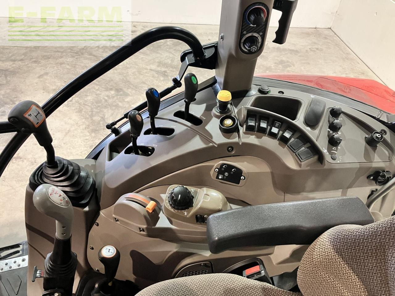 Tractor Case-IH farmall 95 u profi: foto 15