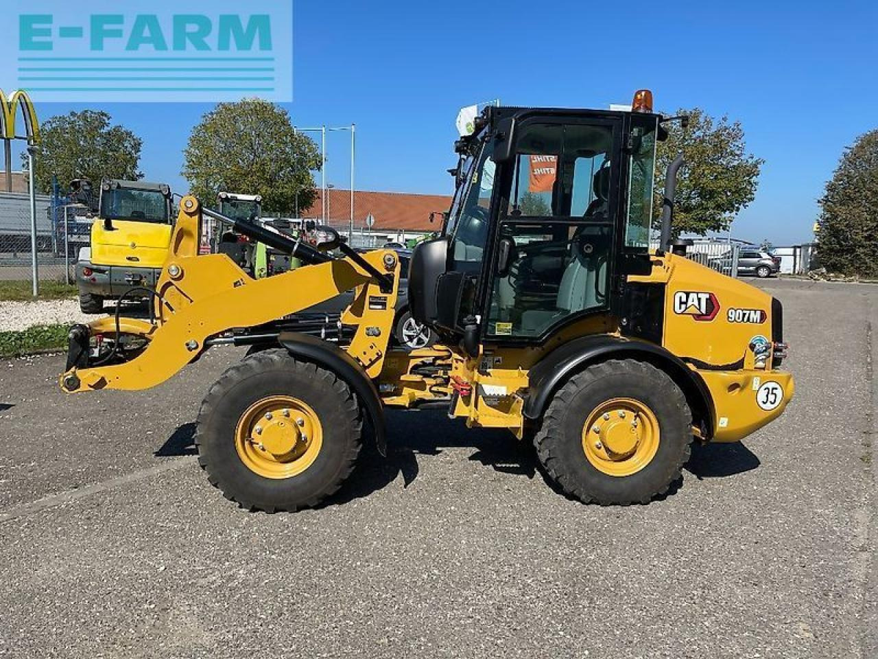 Caterpillar 907m - Miniexcavadora: foto 2 Caterpillar 907m - Miniexcavadora: foto 2