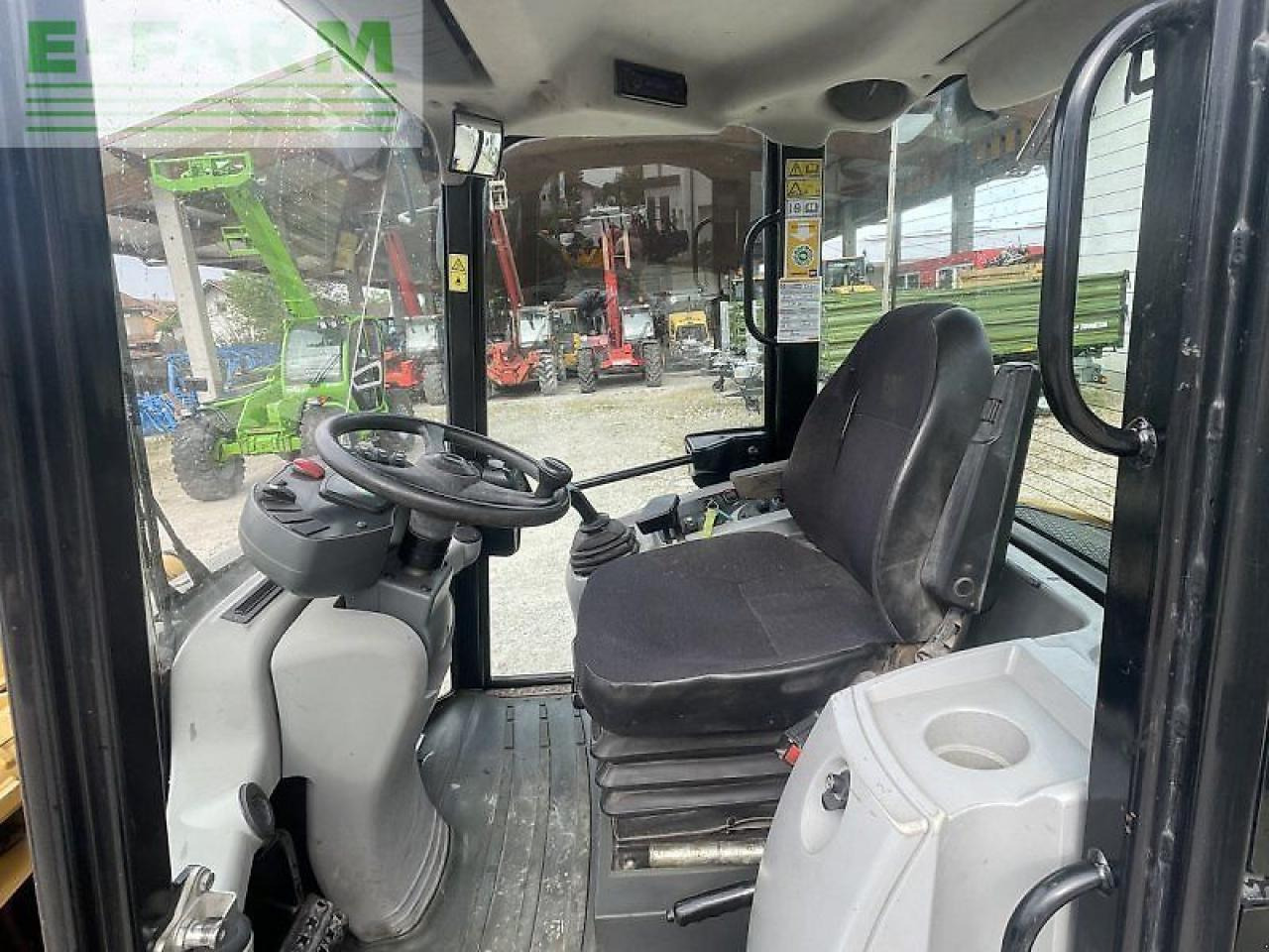 Caterpillar 908 h - Miniexcavadora: foto 5 Caterpillar 908 h - Miniexcavadora: foto 5