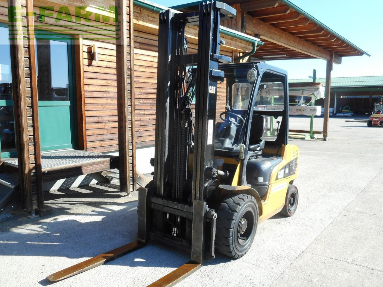 Caterpillar dp30n triplex 5,97 meter + ss + ls + halbkab. - Carretilla elevadora: foto 2 Caterpillar dp30n triplex 5,97 meter + ss + ls + halbkab. - Carretilla elevadora: foto 2