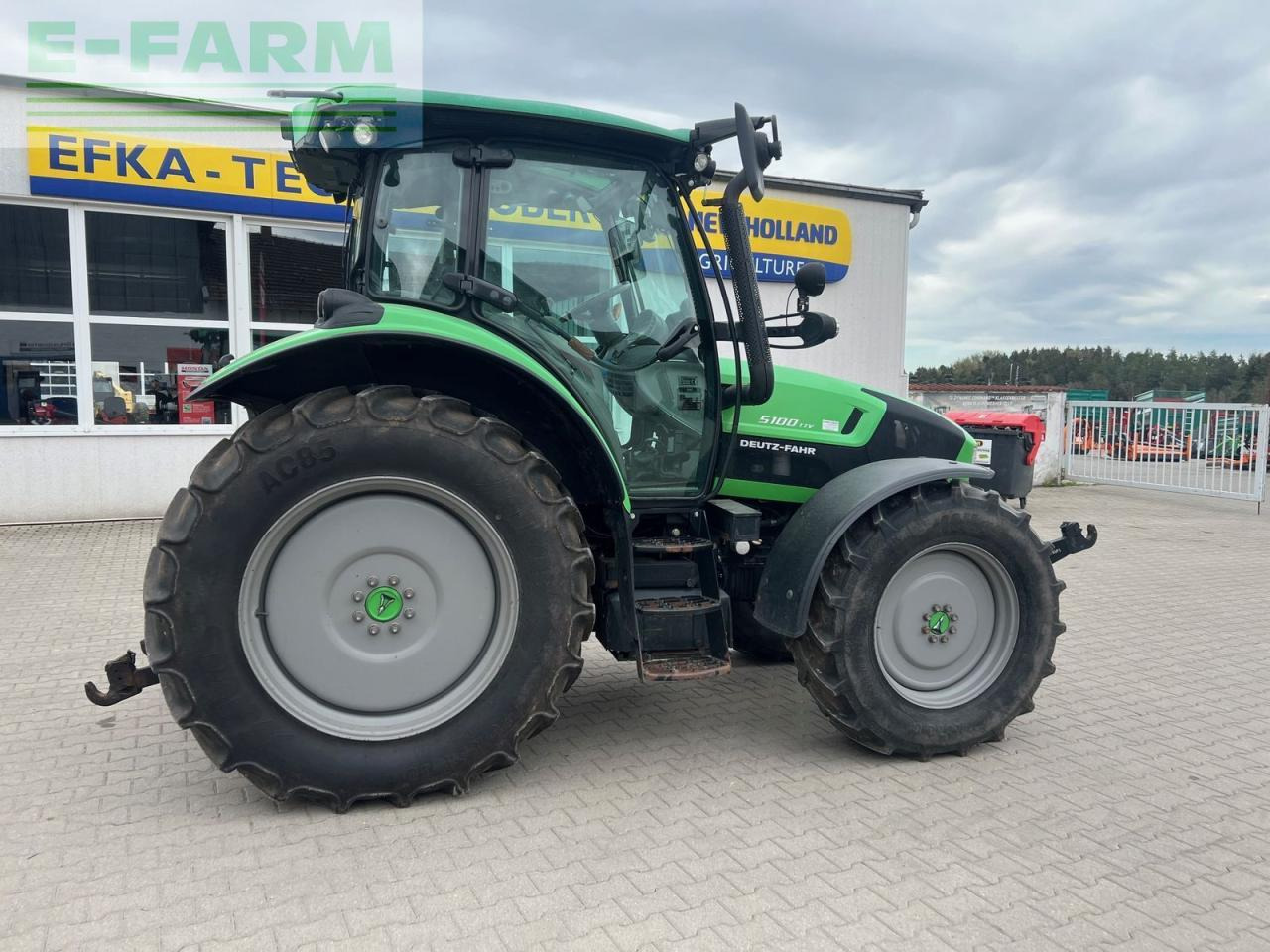 Deutz-Fahr 5100 ttv dt premium TTV - Tractor: foto 3 Deutz-Fahr 5100 ttv dt premium TTV - Tractor: foto 3