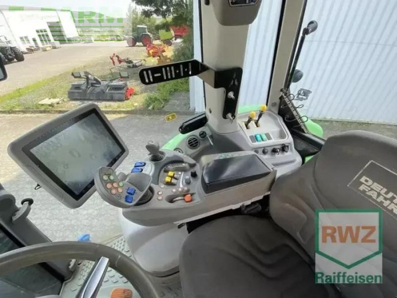 Tractor Deutz-Fahr 6215: foto 9