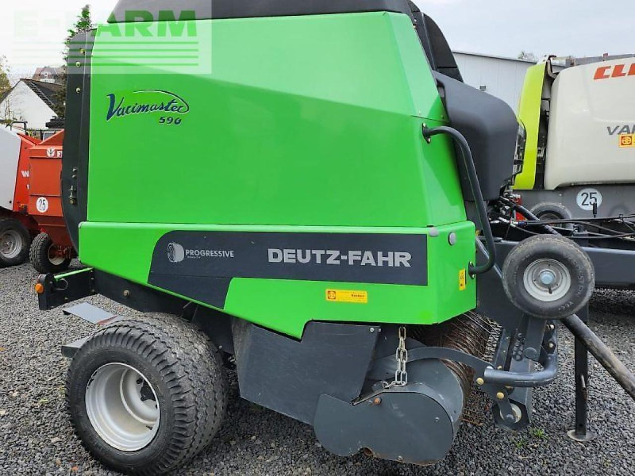 Deutz-Fahr vari master 590 - Empacadora de pacas cuadradas: foto 1 Deutz-Fahr vari master 590 - Empacadora de pacas cuadradas: foto 1