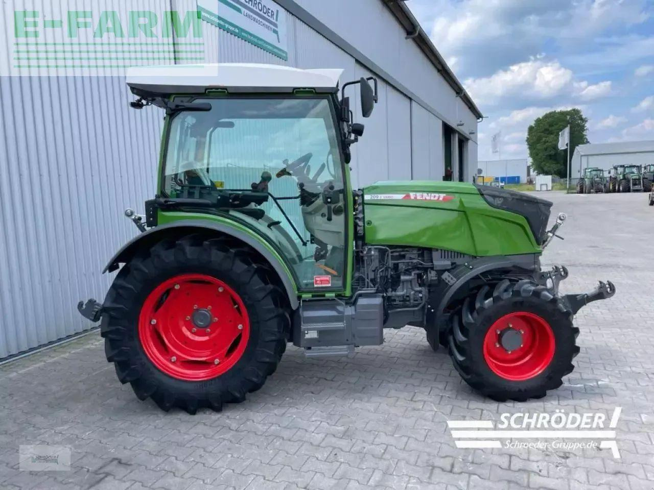 Fendt 209 f vario gen3 power - Tractor: foto 2 Fendt 209 f vario gen3 power - Tractor: foto 2