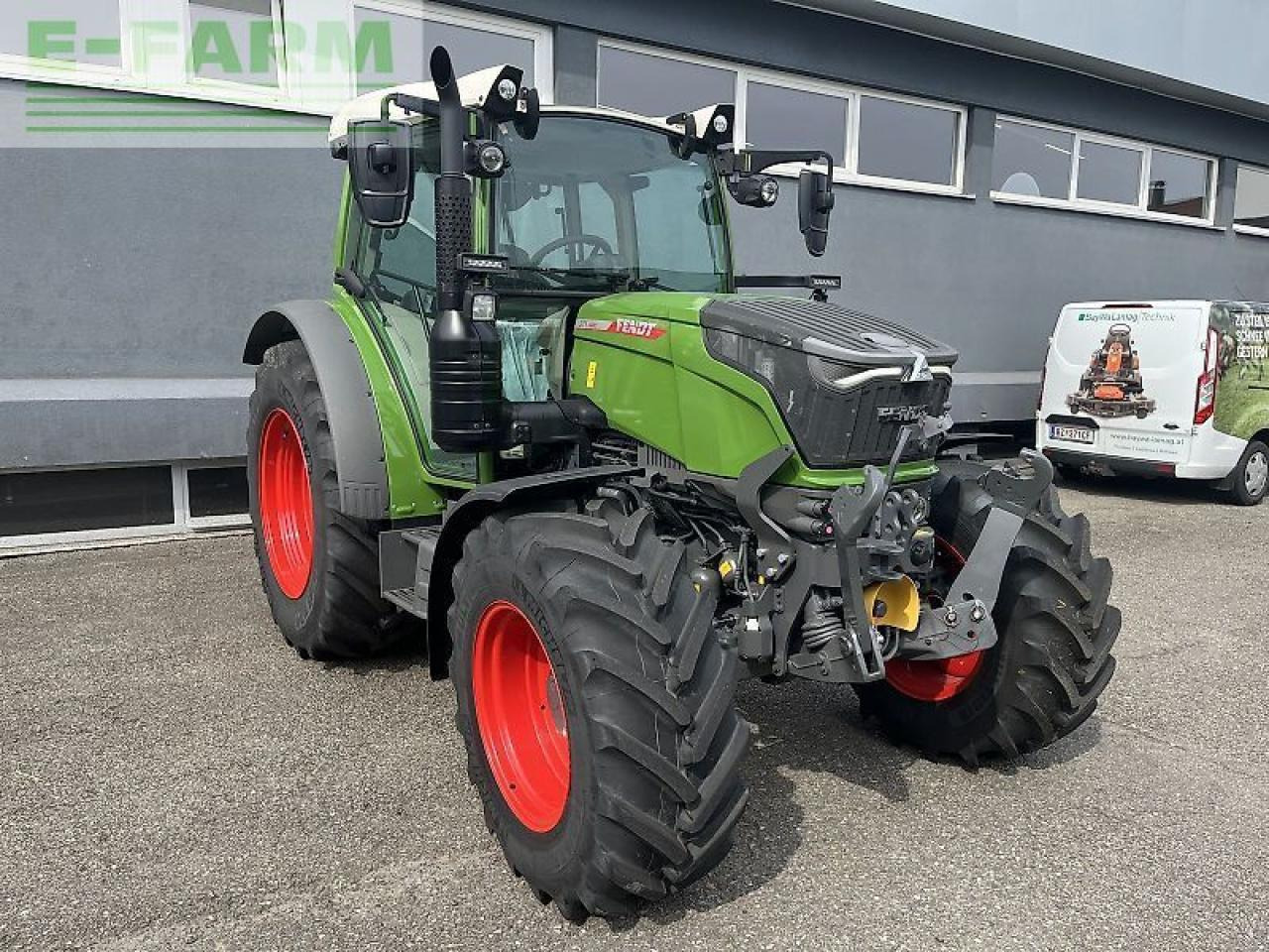 Fendt 211 s vario gen3 power setting 2 - Tractor: foto 3 Fendt 211 s vario gen3 power setting 2 - Tractor: foto 3