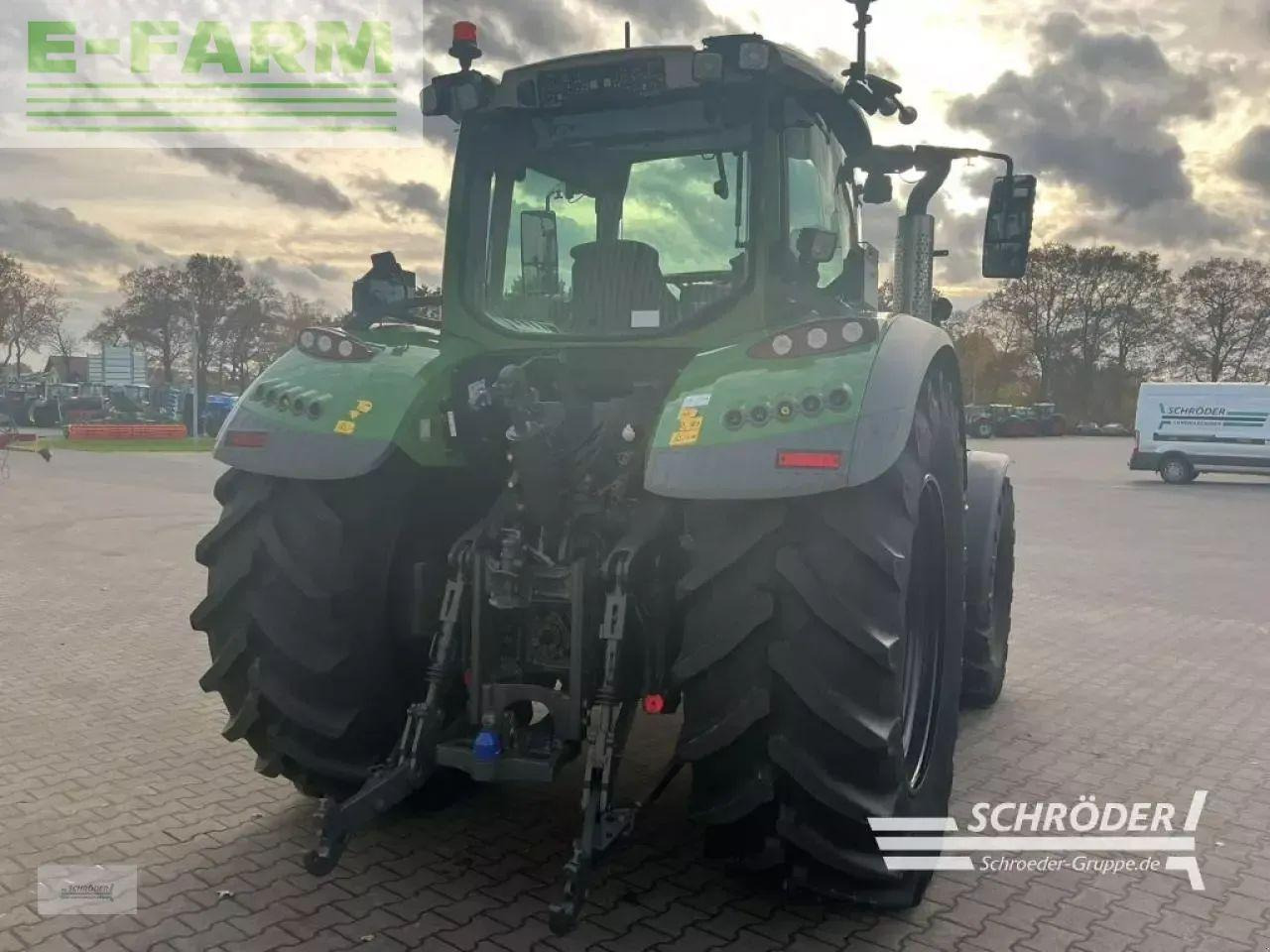 Fendt 720 s4 profi plus - Tractor: foto 4 Fendt 720 s4 profi plus - Tractor: foto 4