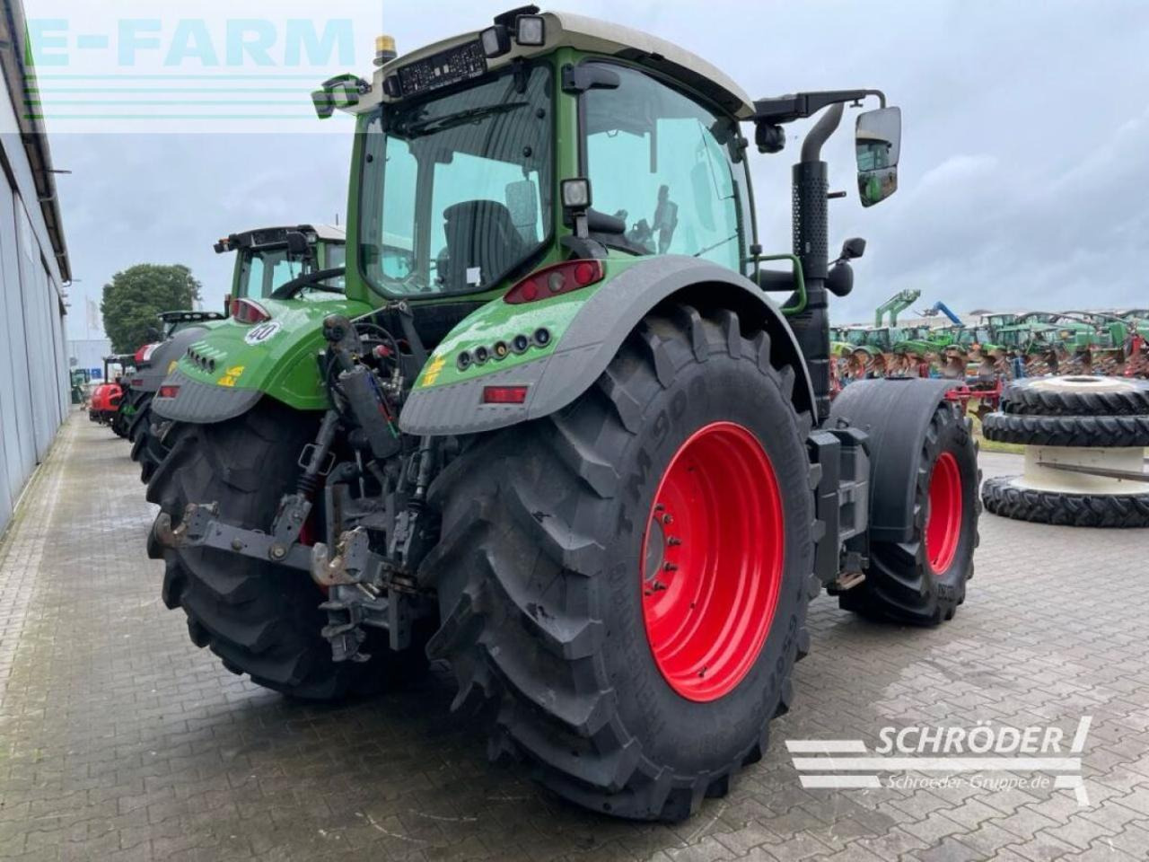 Fendt 724 s4 power plus rtk - Tractor: foto 3 Fendt 724 s4 power plus rtk - Tractor: foto 3