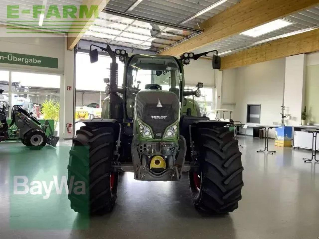 Fendt 724 s4 profi plus - Tractor: foto 3 Fendt 724 s4 profi plus - Tractor: foto 3