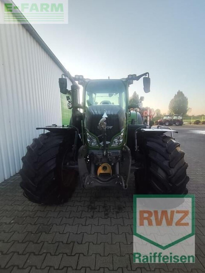 Fendt 724 vario - Tractor: foto 1 Fendt 724 vario - Tractor: foto 1