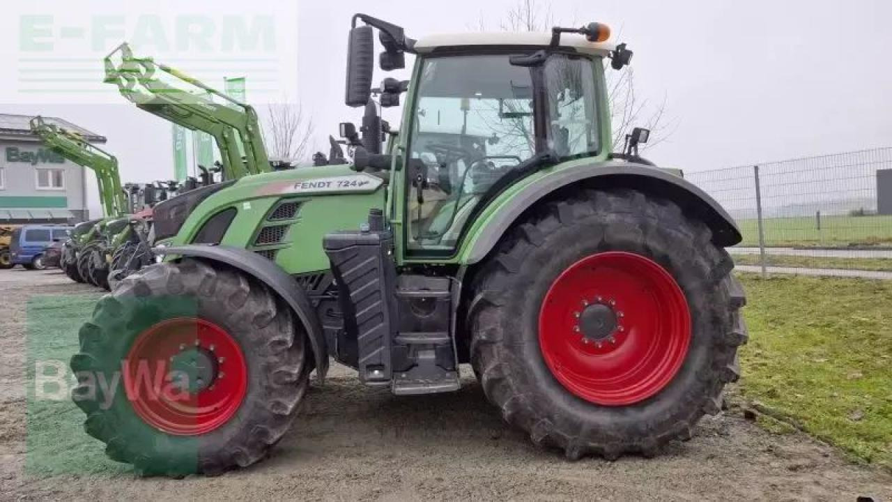 Fendt 724 vario s4 profi plus - Tractor: foto 2 Fendt 724 vario s4 profi plus - Tractor: foto 2