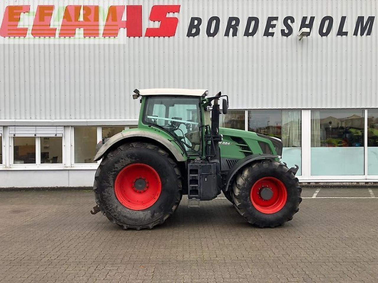 Fendt 824 vario profi plus ProfiPlus - Tractor: foto 3 Fendt 824 vario profi plus ProfiPlus - Tractor: foto 3
