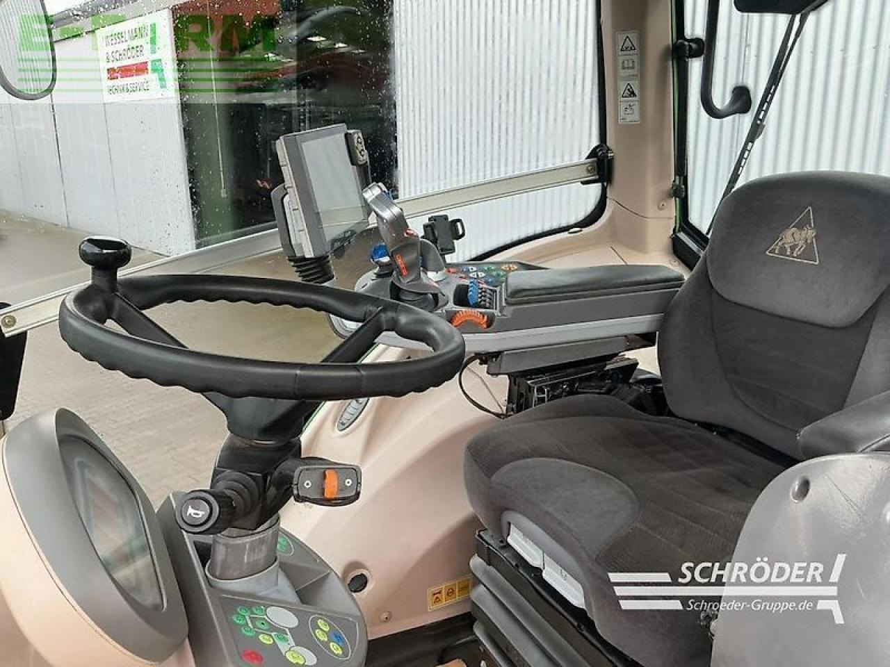 Fendt 828 s4 profi plus - Tractor: foto 2 Fendt 828 s4 profi plus - Tractor: foto 2