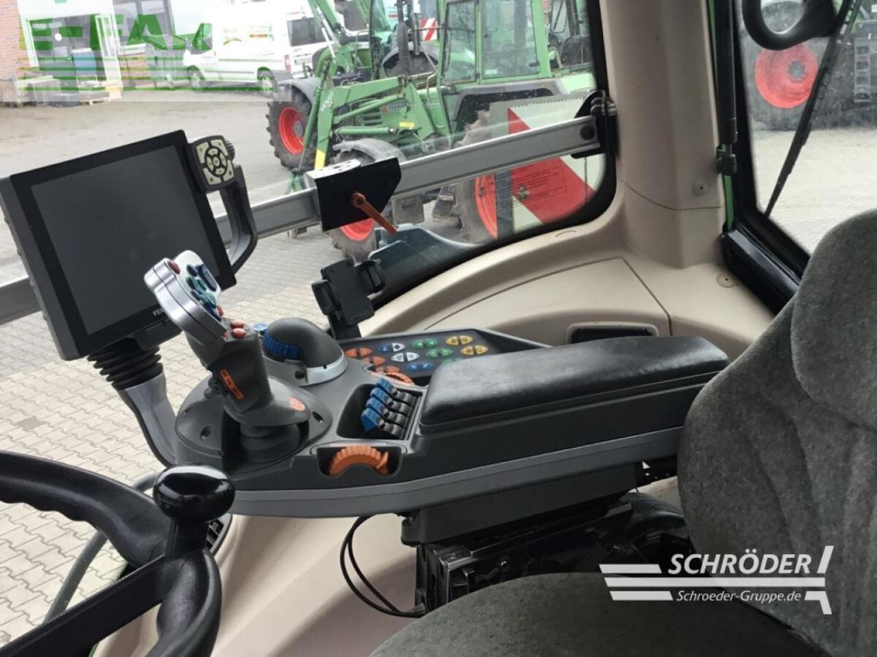 Fendt 828 s4 profi plus - Tractor: foto 5 Fendt 828 s4 profi plus - Tractor: foto 5