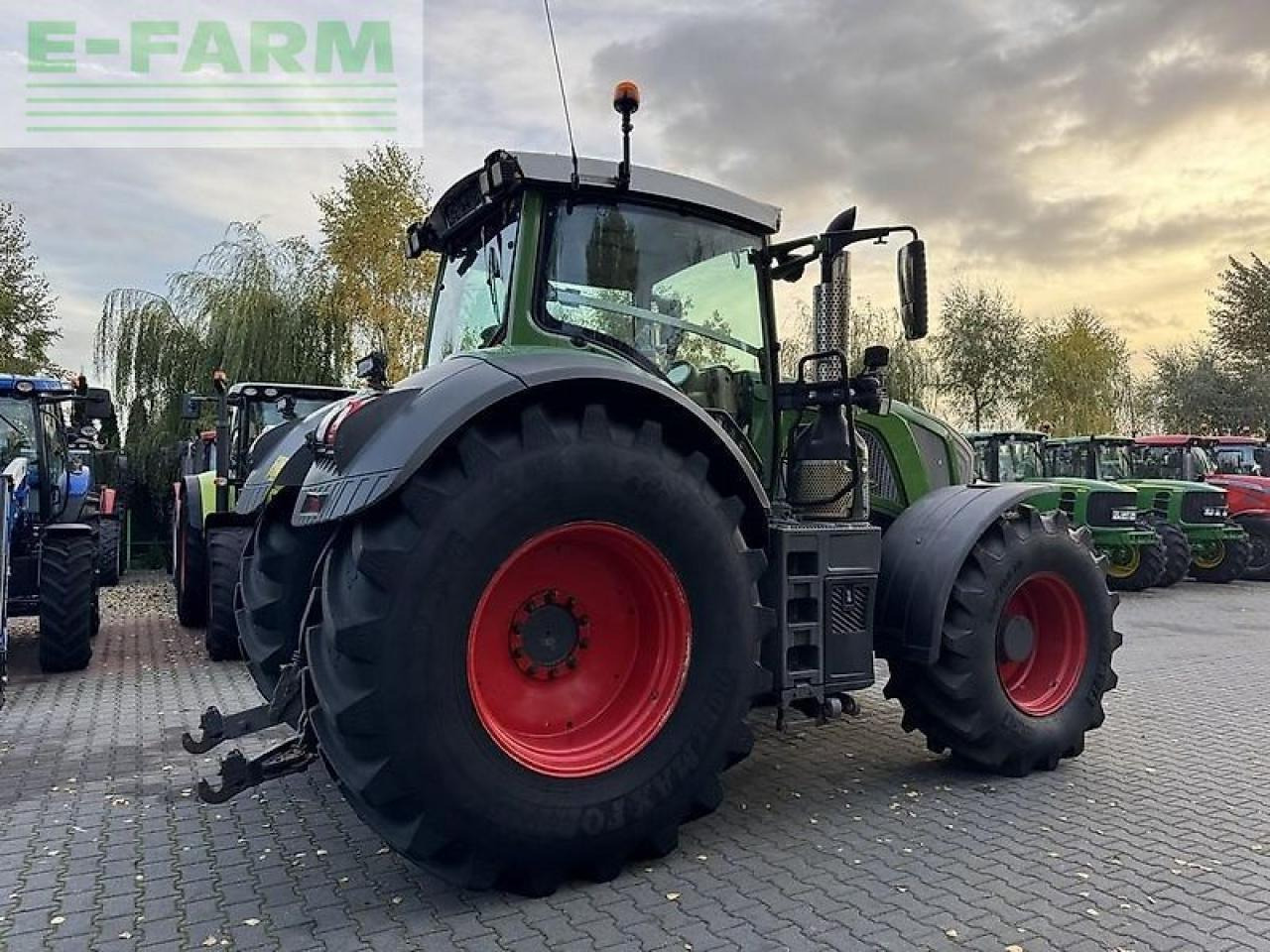 Fendt 828 vario profi+ plus nature green / wom / gps navi rtk trimble / tms - Tractor: foto 5 Fendt 828 vario profi+ plus nature green / wom / gps navi rtk trimble / tms - Tractor: foto 5